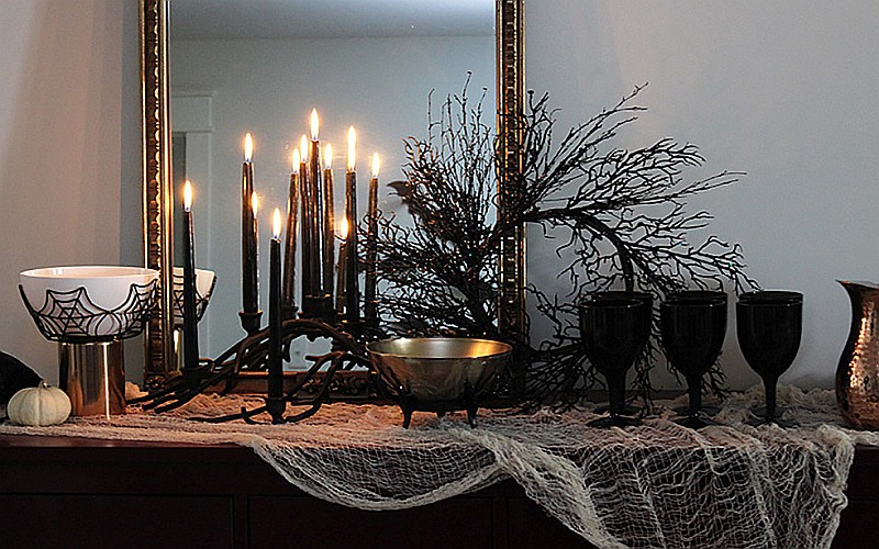 Bewitching DIY Wooden Candle Holders
