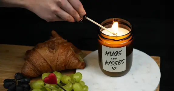 Hugs and Kisses – a soy scented candle to set a romantic mood